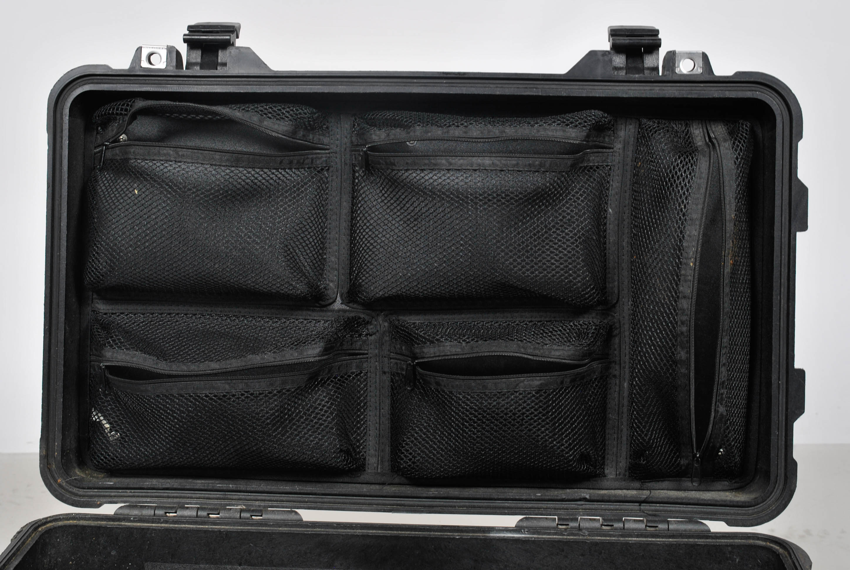 Pelican 1510 Protective Carry-On Case