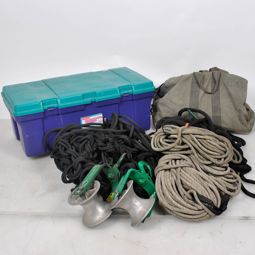 Hook Type Cable Sheaves and Pulleys Assortment with Rubbermaid RoughTote