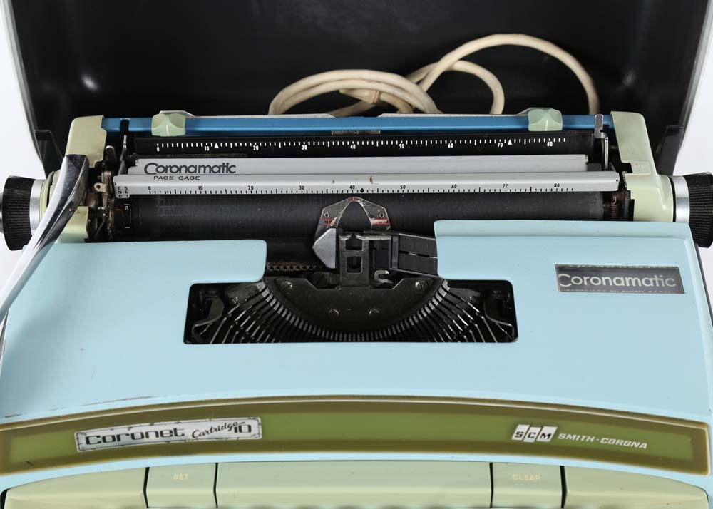 Vintage Smith-Corona Coronet Cartridge 10 Electric Typewriter