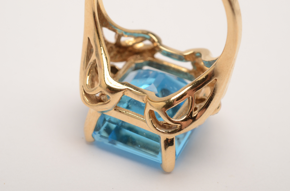 Clyde Duneier 10K Yellow Gold 12.50 CT Blue Topaz and Diamond Ring