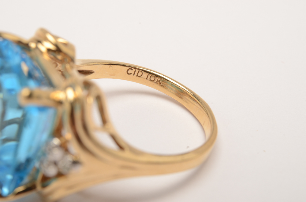 Clyde Duneier 10K Yellow Gold 12.50 CT Blue Topaz and Diamond Ring