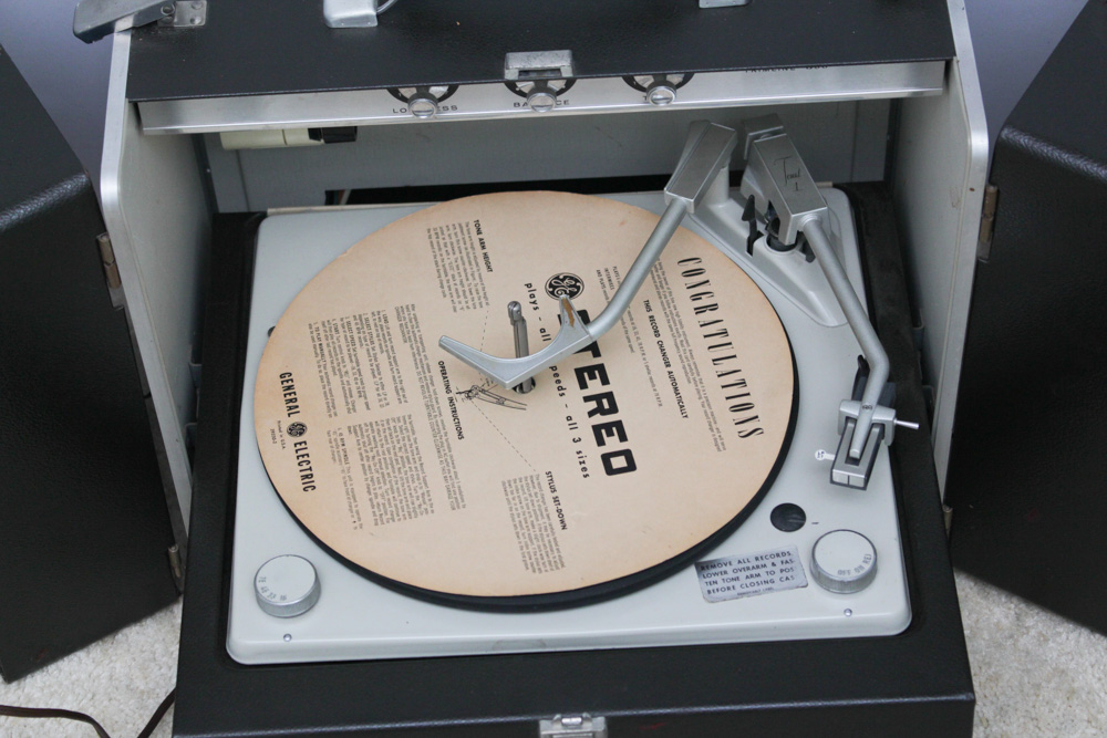 1950s Stereophonic Trimline 300 Record Player