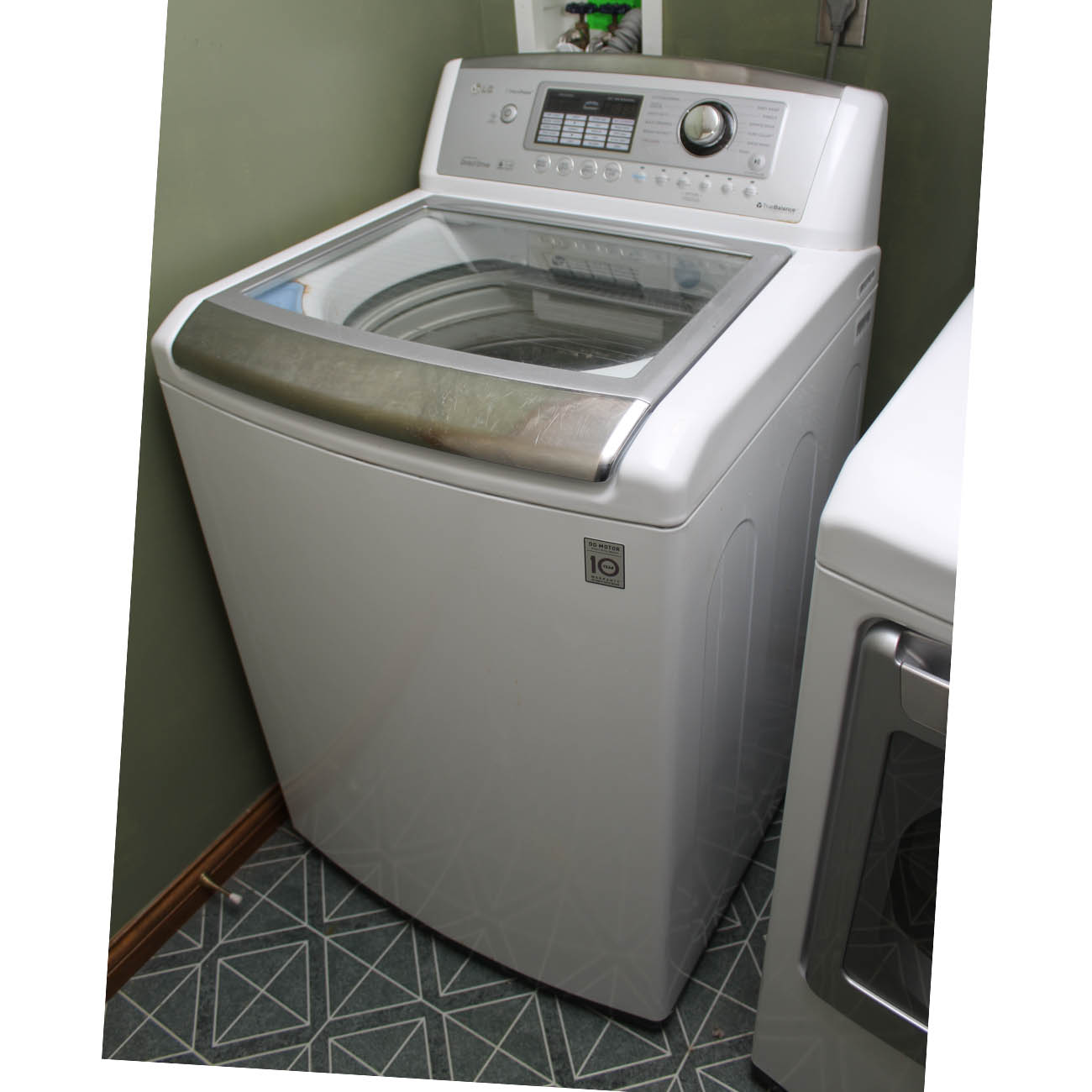 LG HE Inverter Direct Drive Top Loading Washing Machine