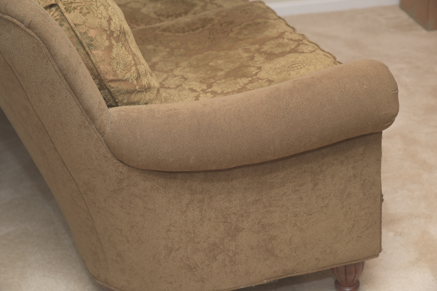 Fairfield Sofa with Floral Patterned Cushions