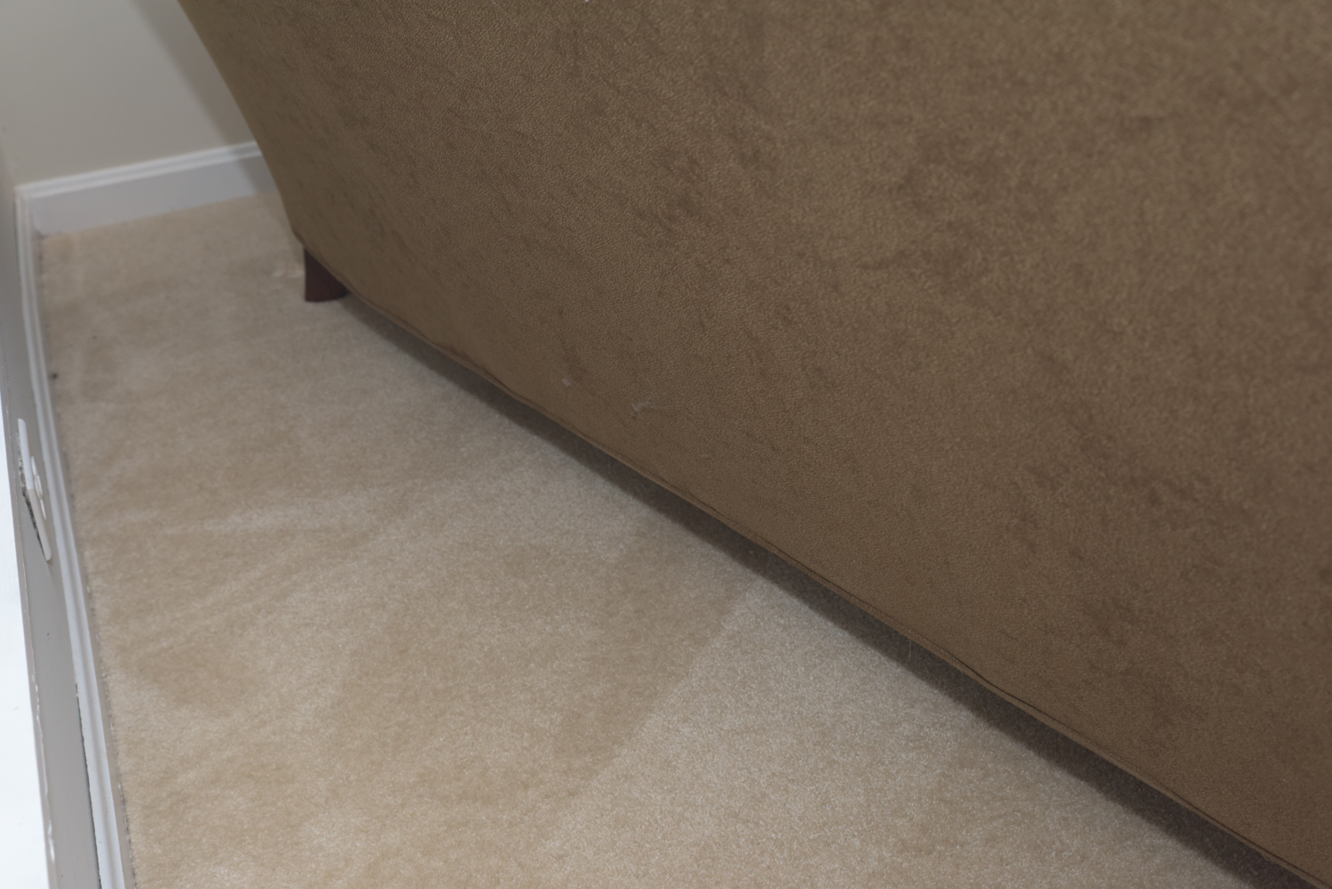 Fairfield Sofa with Floral Patterned Cushions