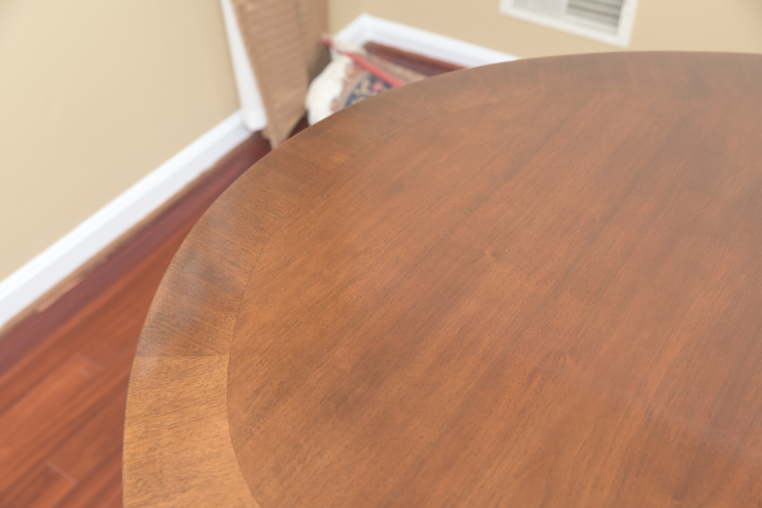 Mid Century Modern Oval Dining Table