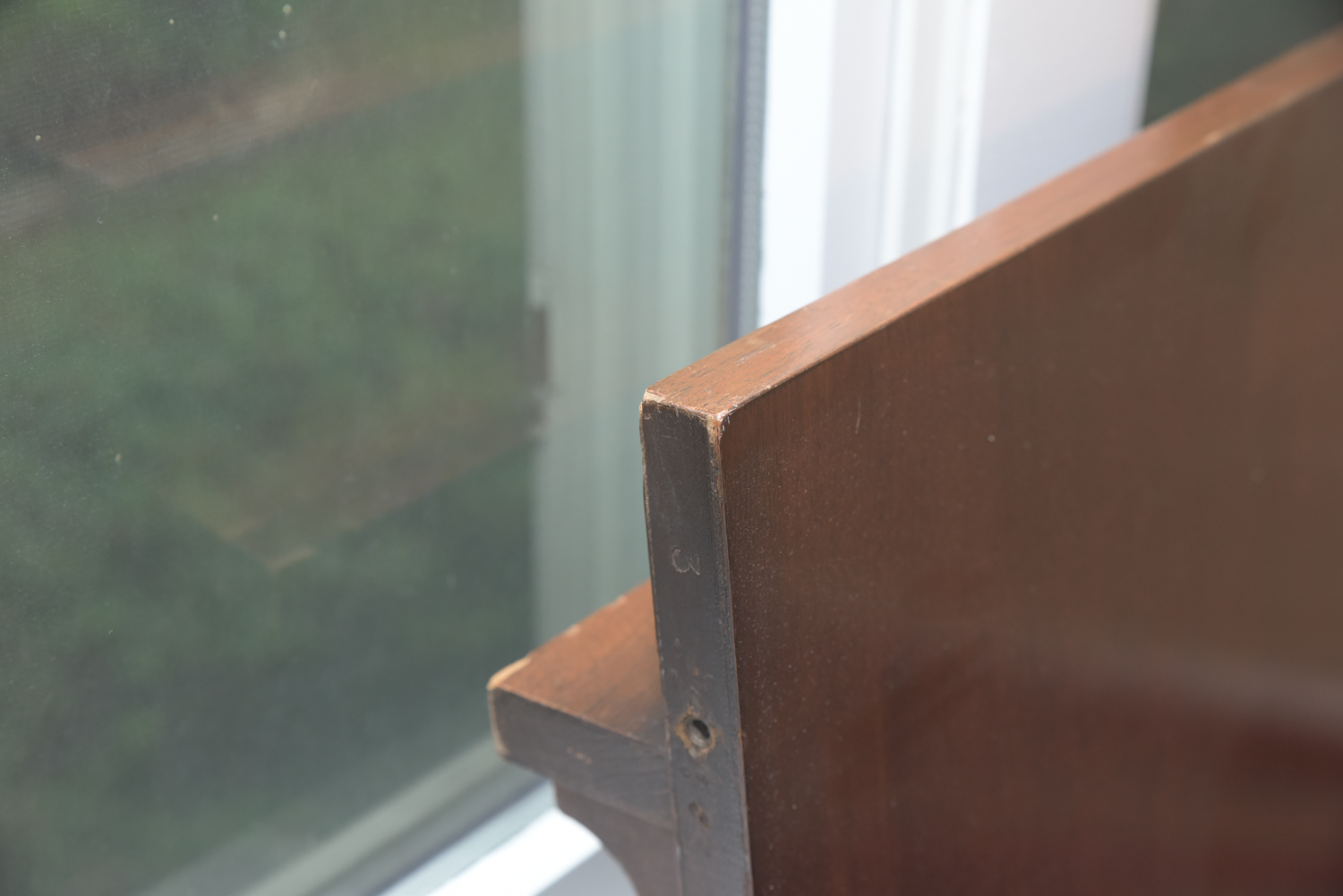 Mid Century Modern Oval Dining Table