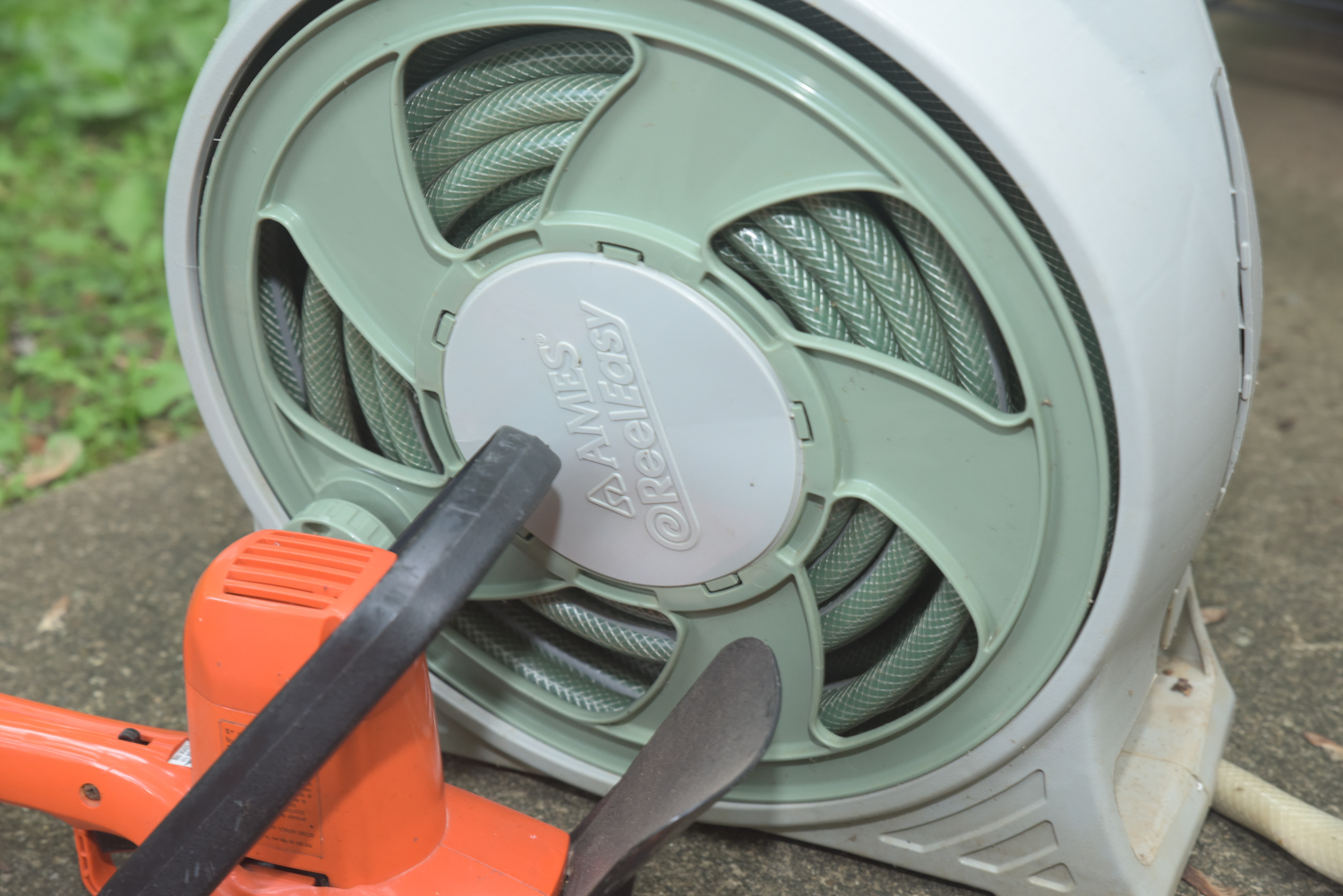 Black & Decker Hedge Trimmers, Homelite Cordless Shear, and Other Garden Tools