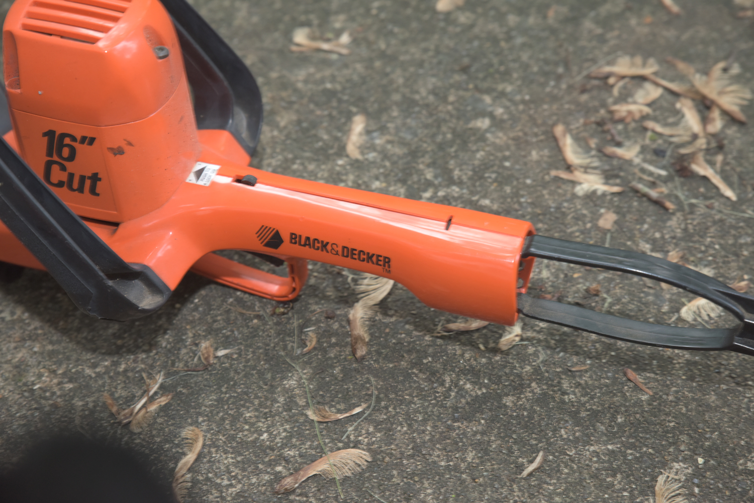 Black & Decker Hedge Trimmers, Homelite Cordless Shear, and Other Garden Tools