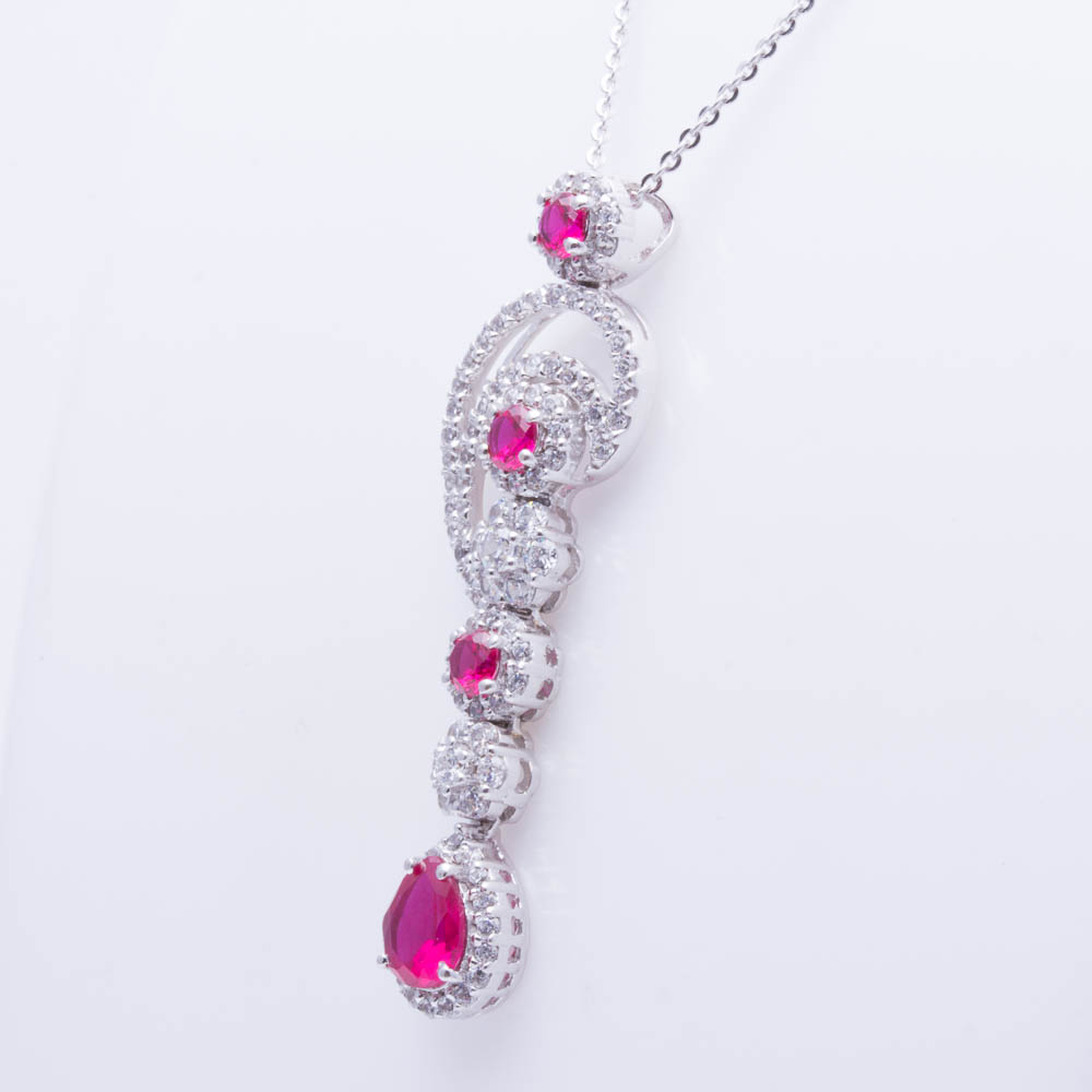 18K White Gold Imitation Ruby and Diamond Pendant Necklace