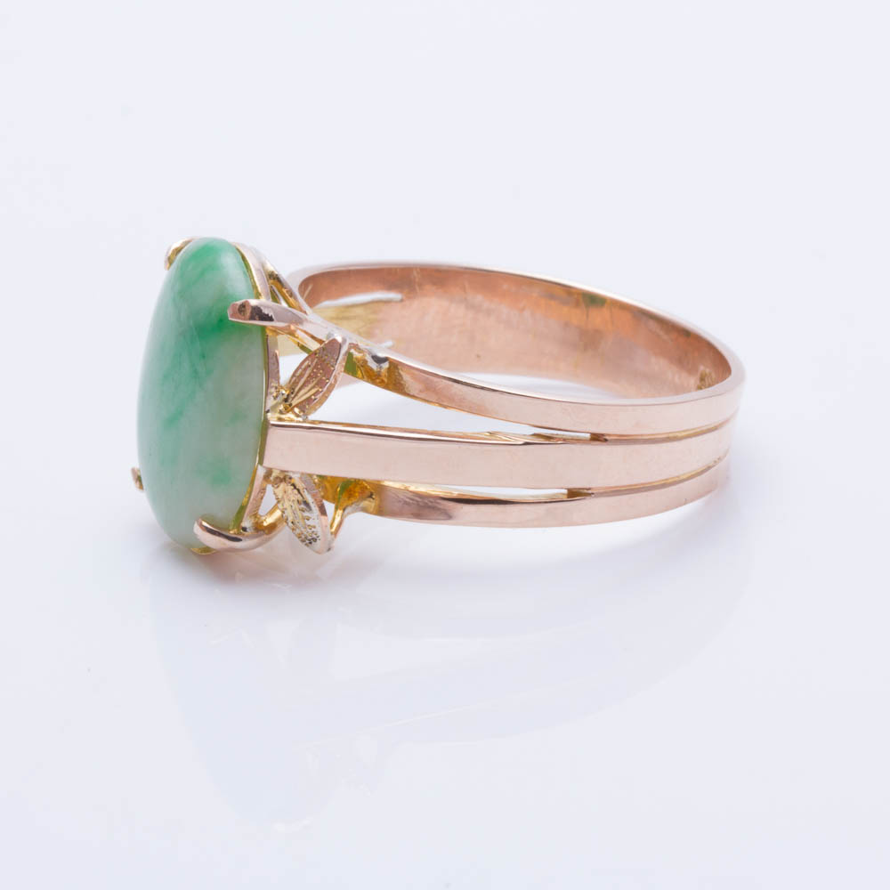 14K Yellow Gold Jadeite Ring