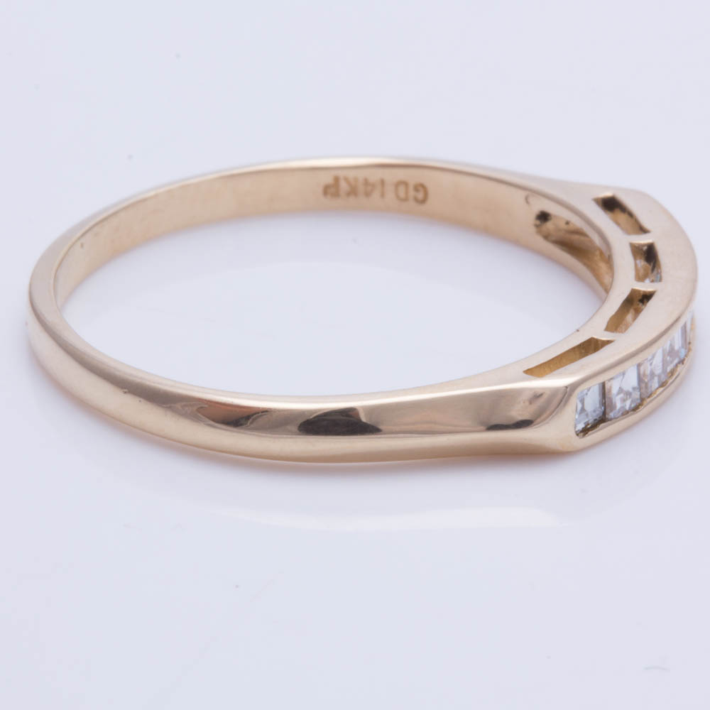 14K Yellow Gold Diamond Ring