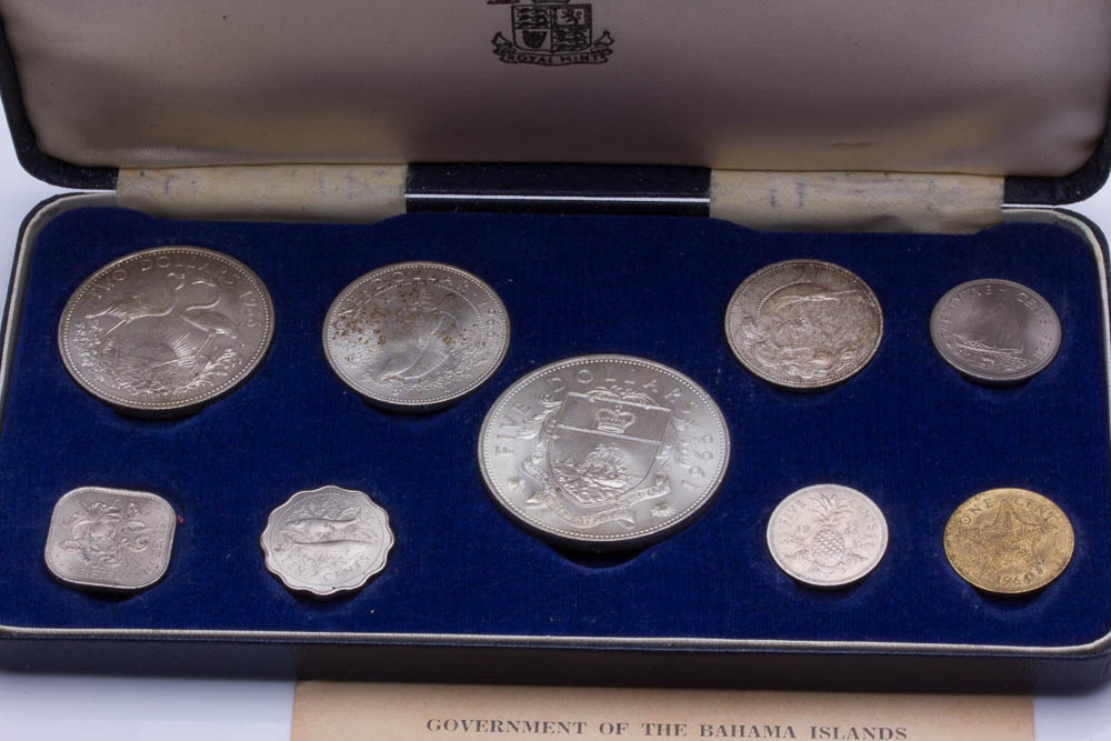 1966 Bahamas Type Coin Set and a 2002 Golden Jubilee Silver Commemorative Crown