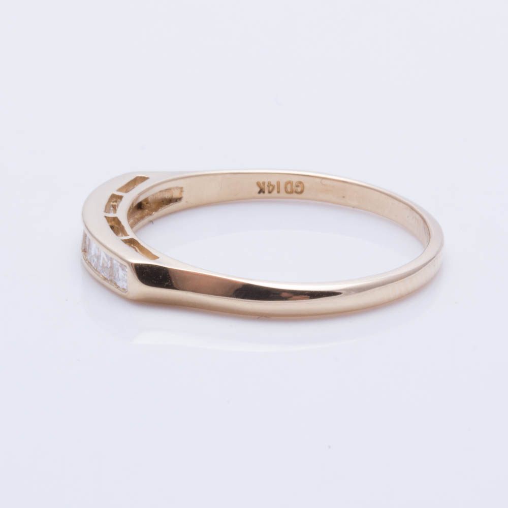 14K Yellow Gold Diamond Ring