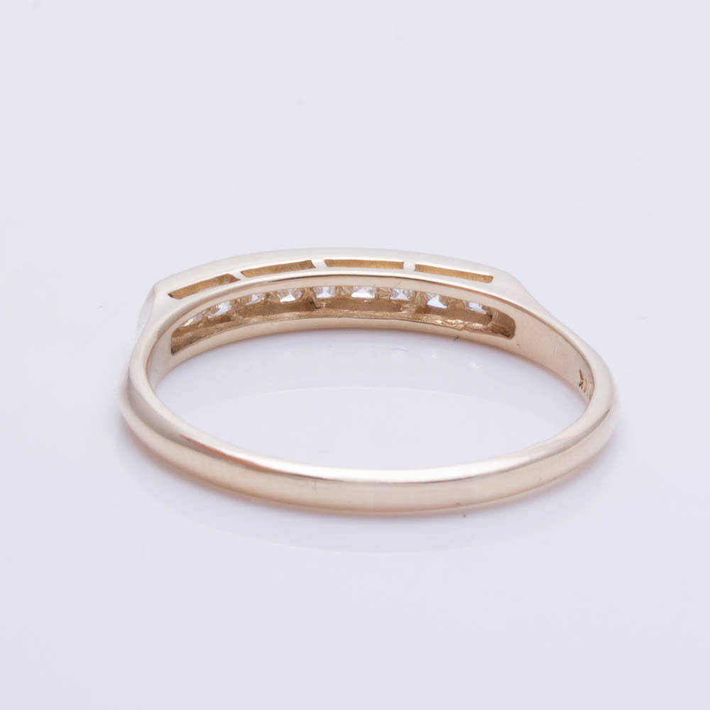 14K Yellow Gold Diamond Ring