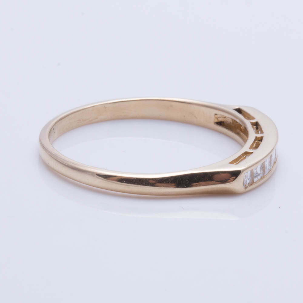 14K Yellow Gold Diamond Ring