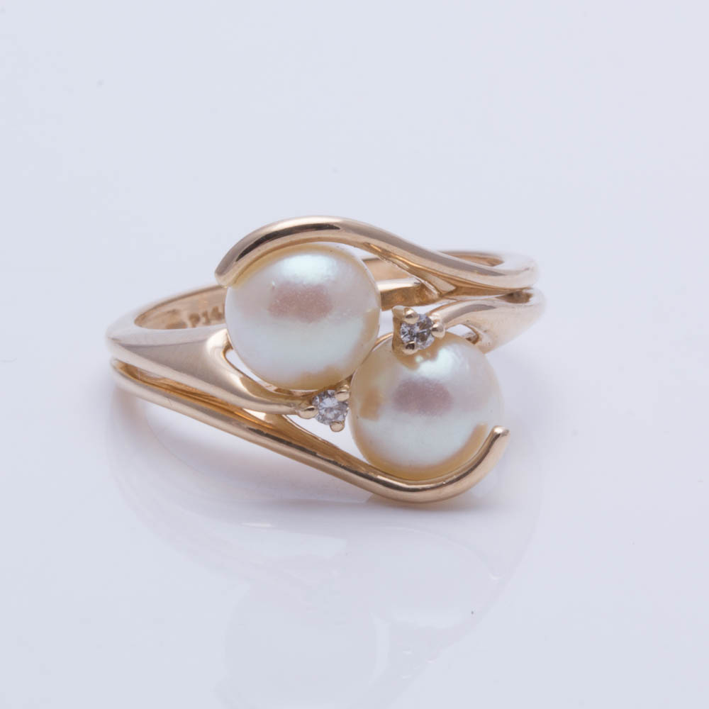14K Yellow Gold Pearl and Diamond Ring