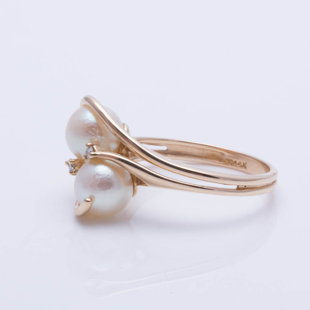 14K Yellow Gold Pearl and Diamond Ring