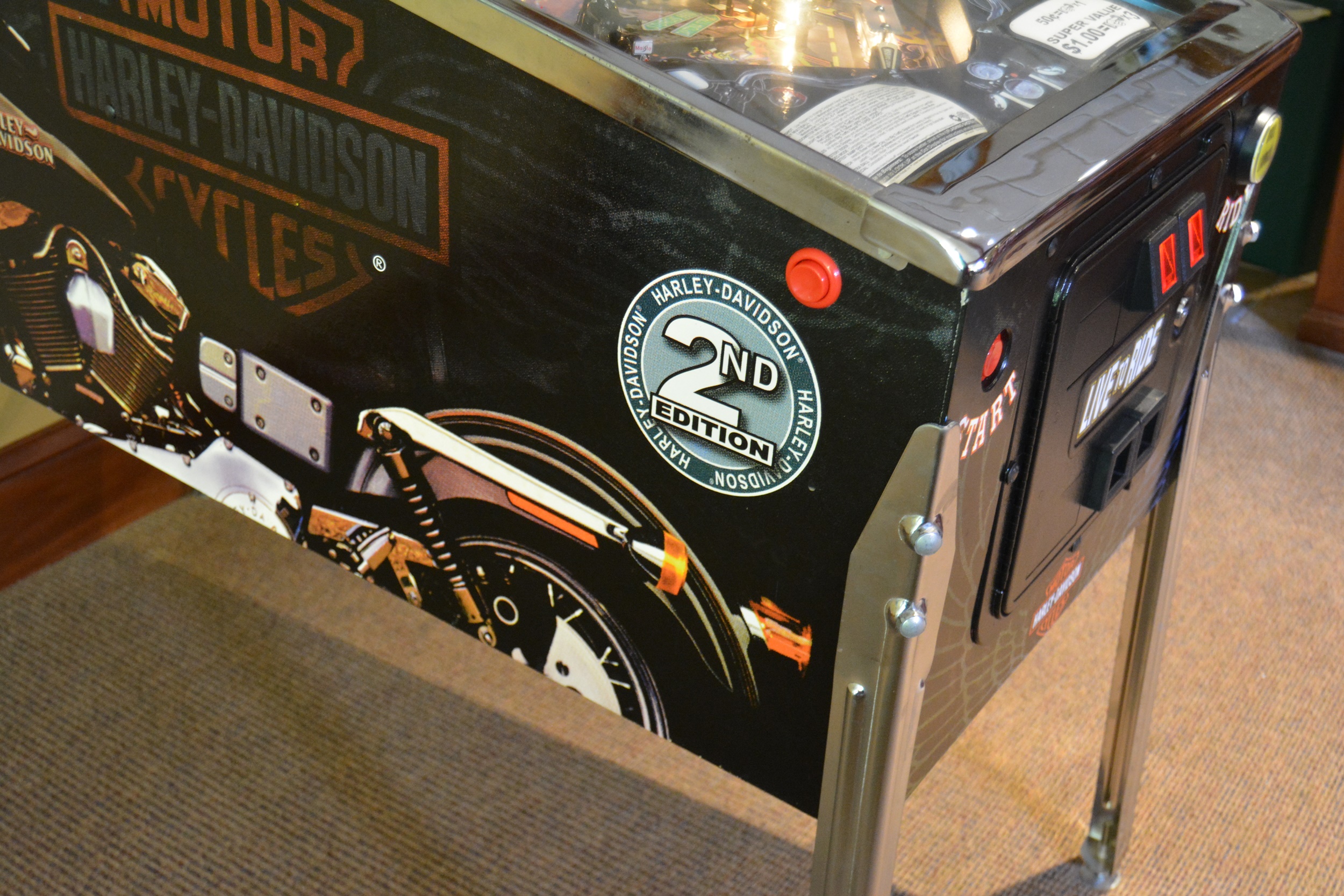 Harley-Davidson "Live to Ride" Pinball Machine