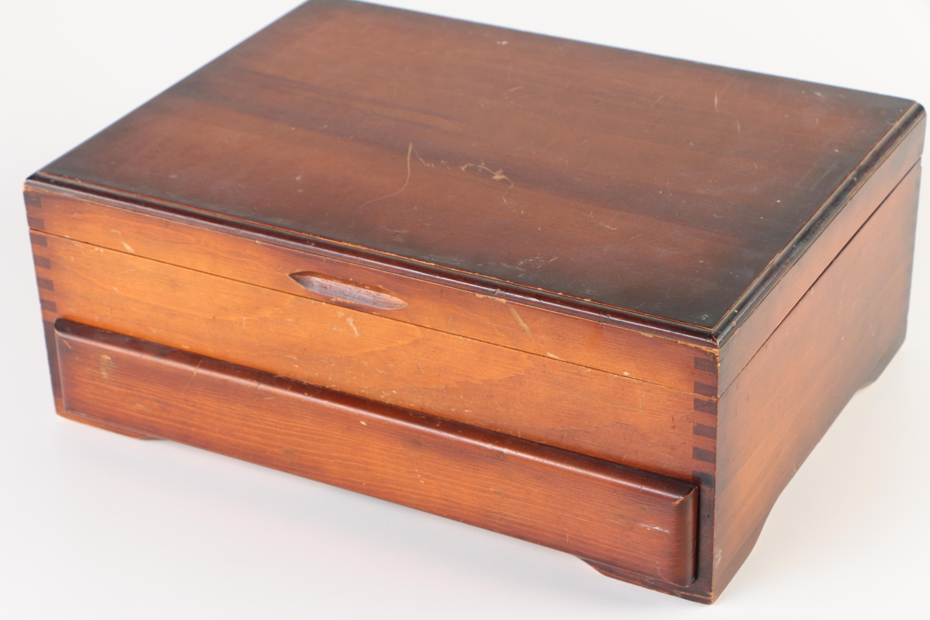 Gorham "Buttercup" Sterling Silver Flatware Set with Wooden Flatware Chest