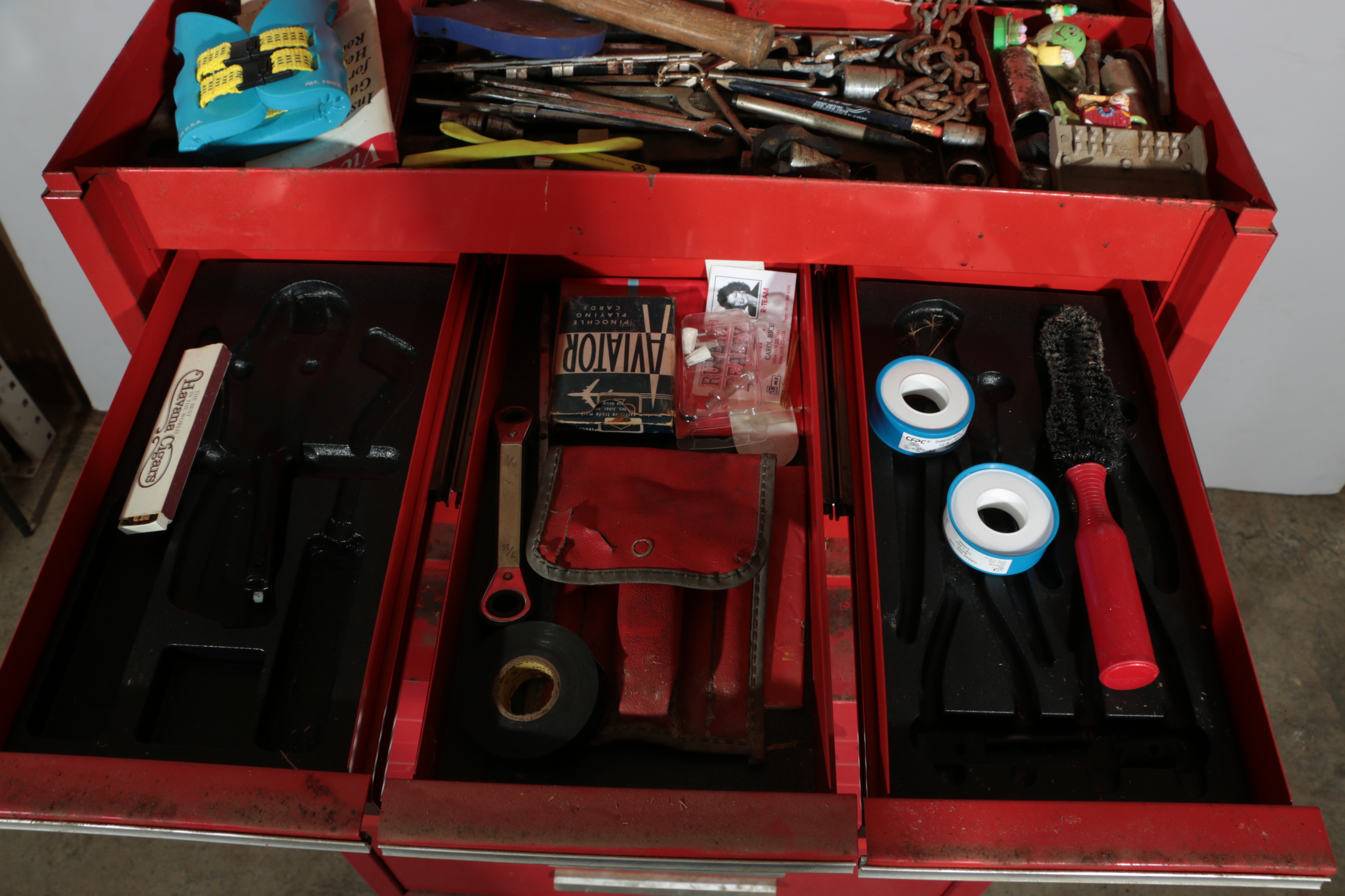 Craftsman Mobile Tool Chest with Tools