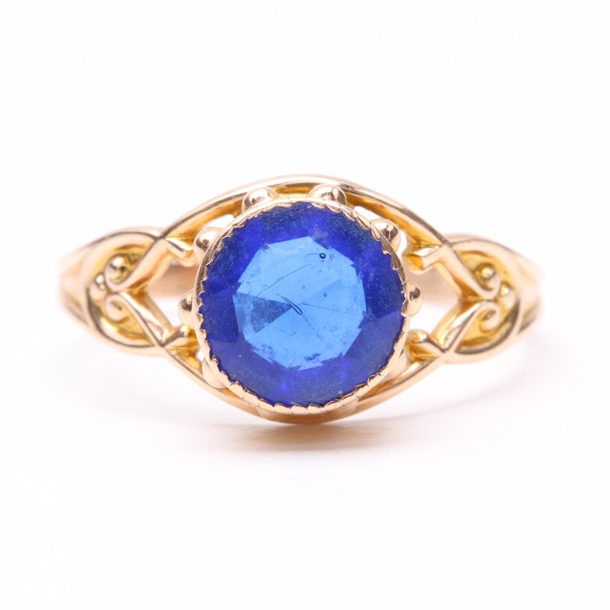 10K Yellow Gold Blue Glass Ring