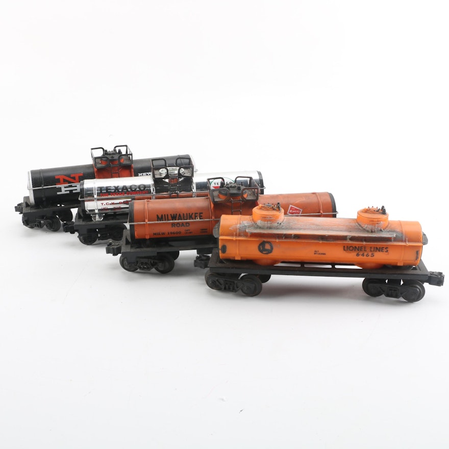Lionel Tank Train Cars