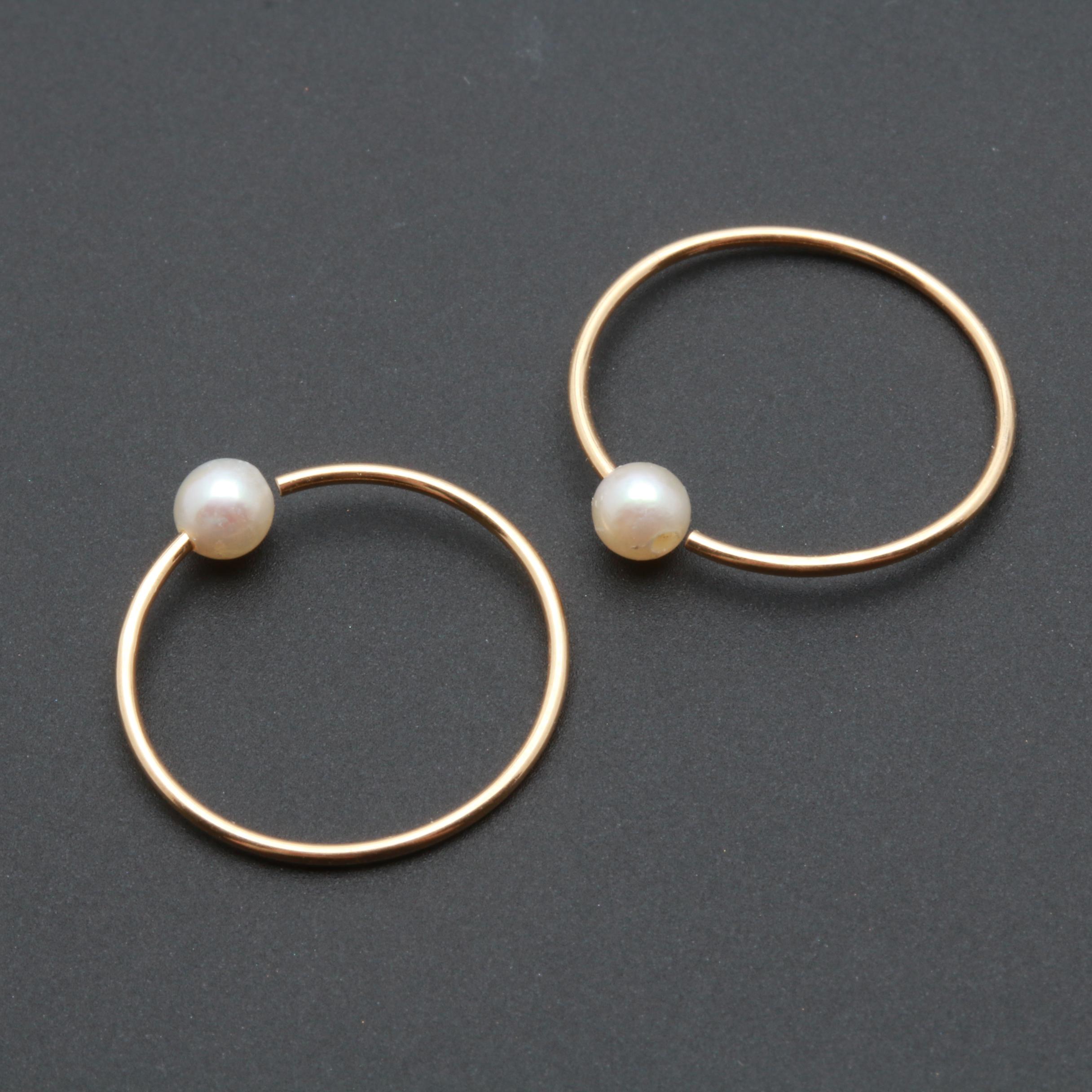 14K Yellow Gold Cultured Pearl Hoop Earring