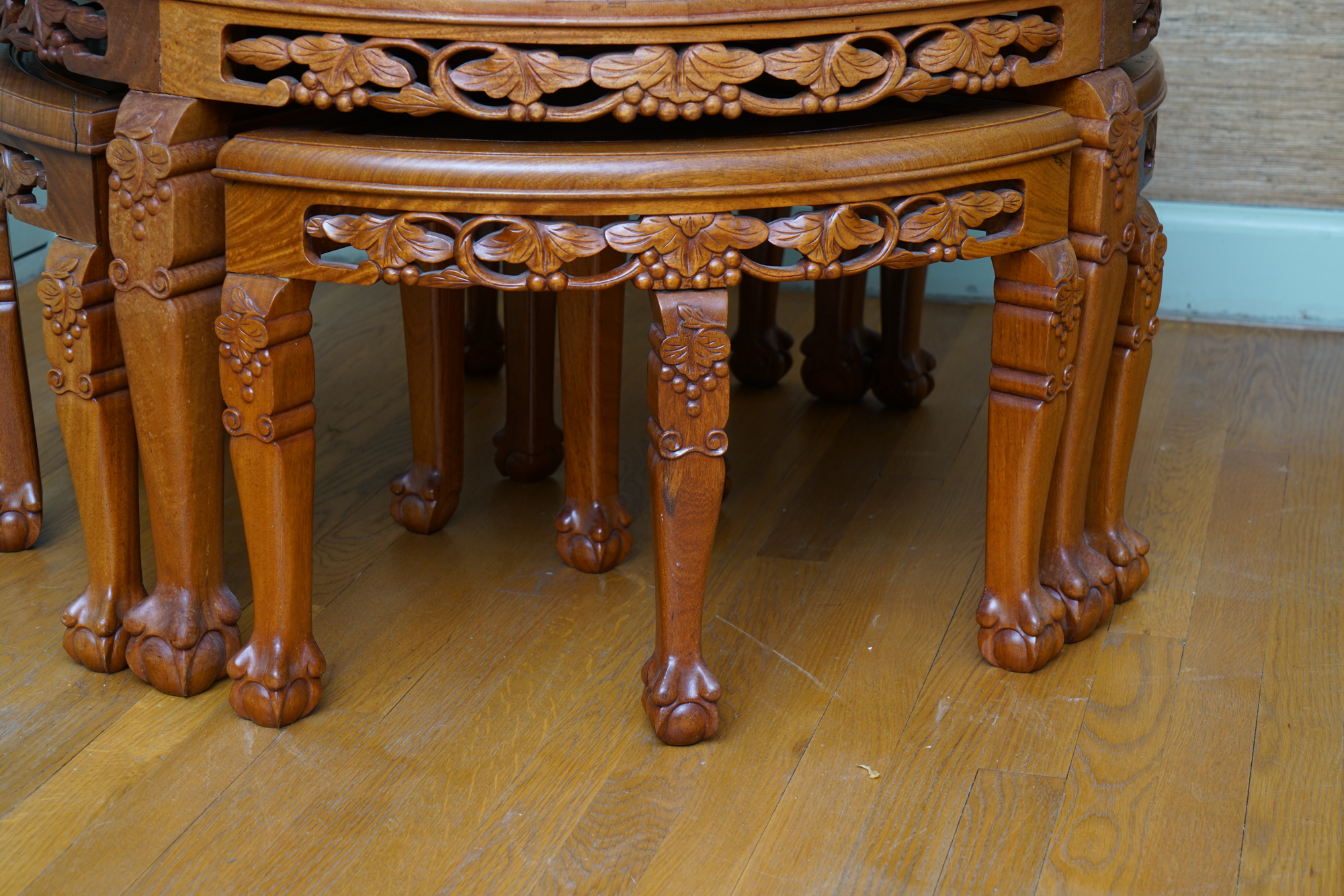 Vintage Chinese Style Carved Wood Coffee Table with Nesting Stools