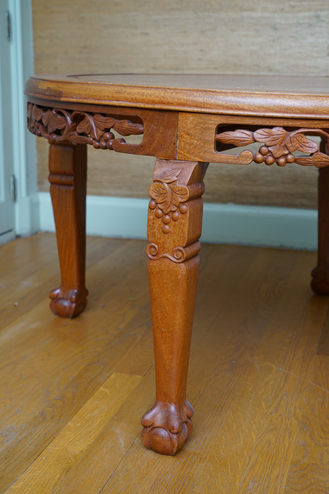 Vintage Chinese Style Carved Wood Coffee Table with Nesting Stools