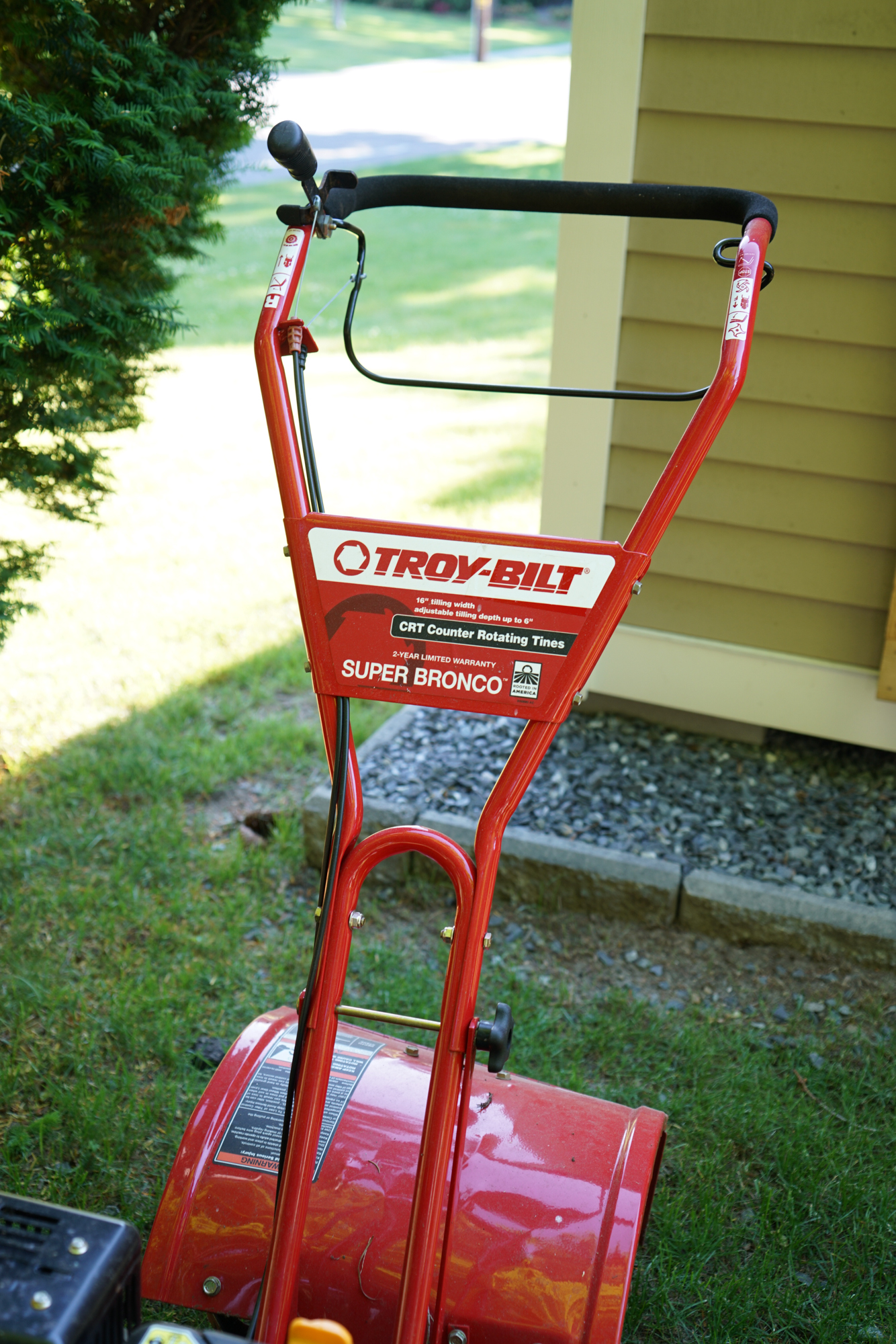 Troy-Bilt Super Bronco CRT Garden Rototiller