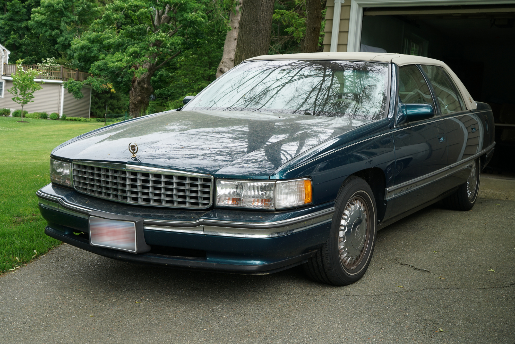 1996 Cadillac Deville Concours Sedan