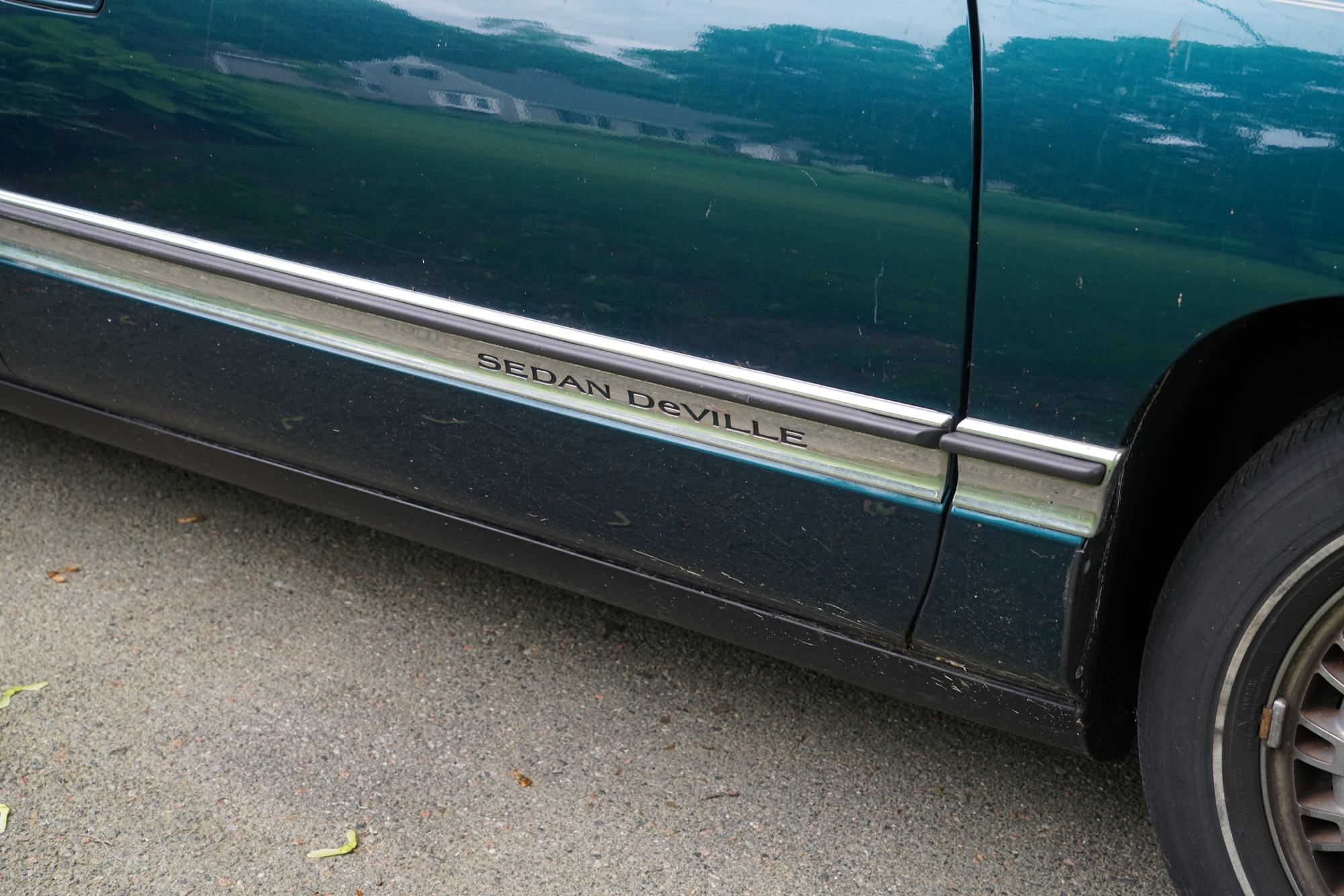 1996 Cadillac Deville Concours Sedan