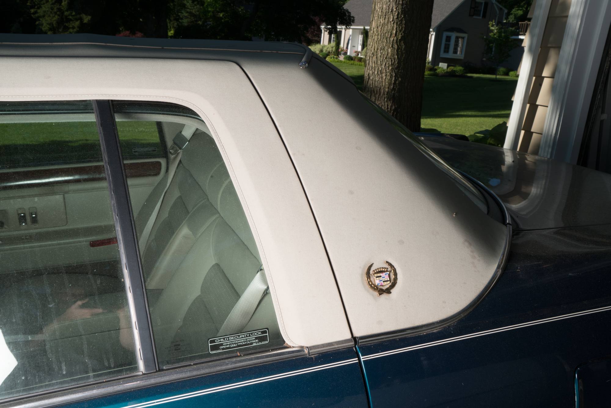 1996 Cadillac Deville Concours Sedan