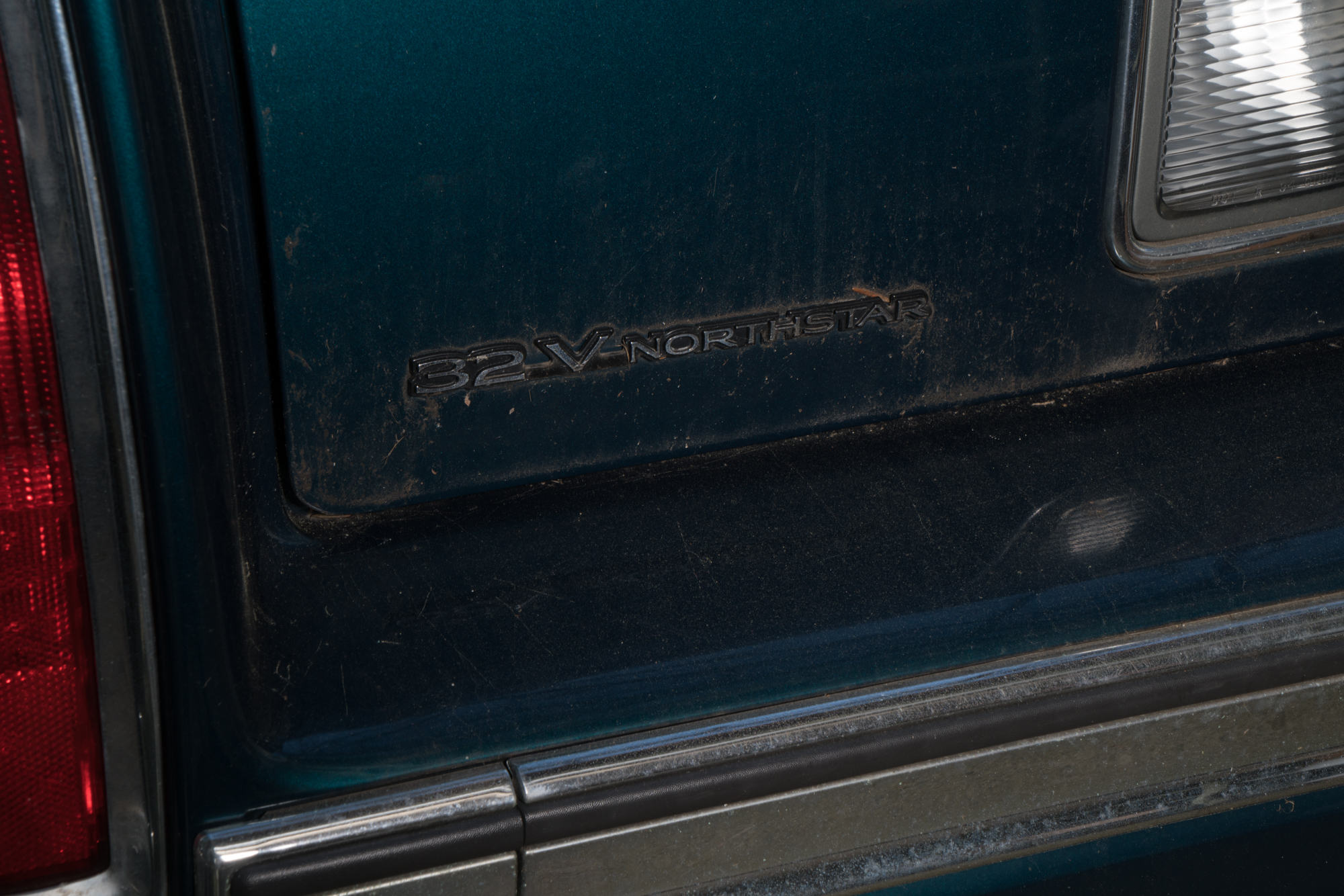 1996 Cadillac Deville Concours Sedan