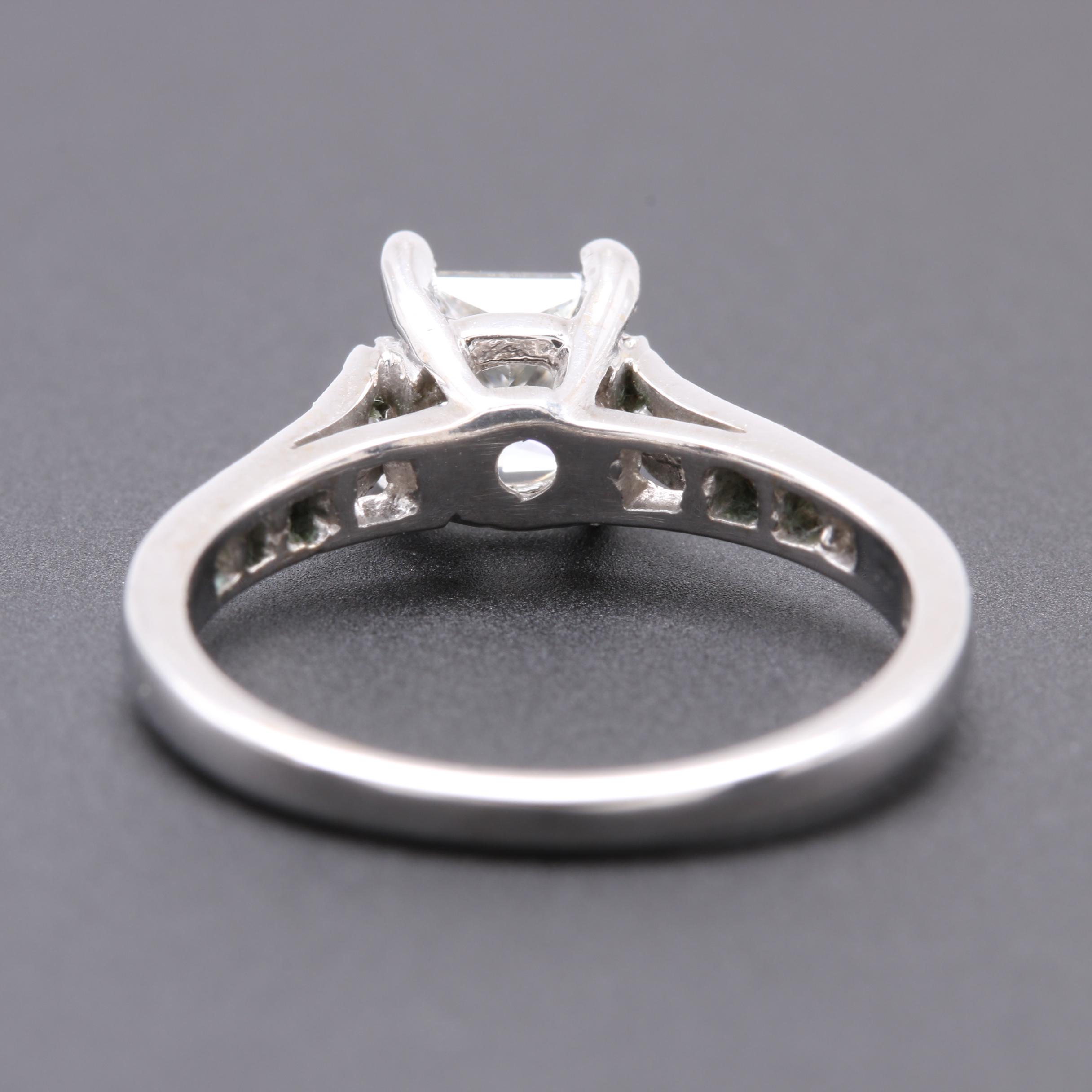 18K White Gold 0.95 CTW Diamond Ring