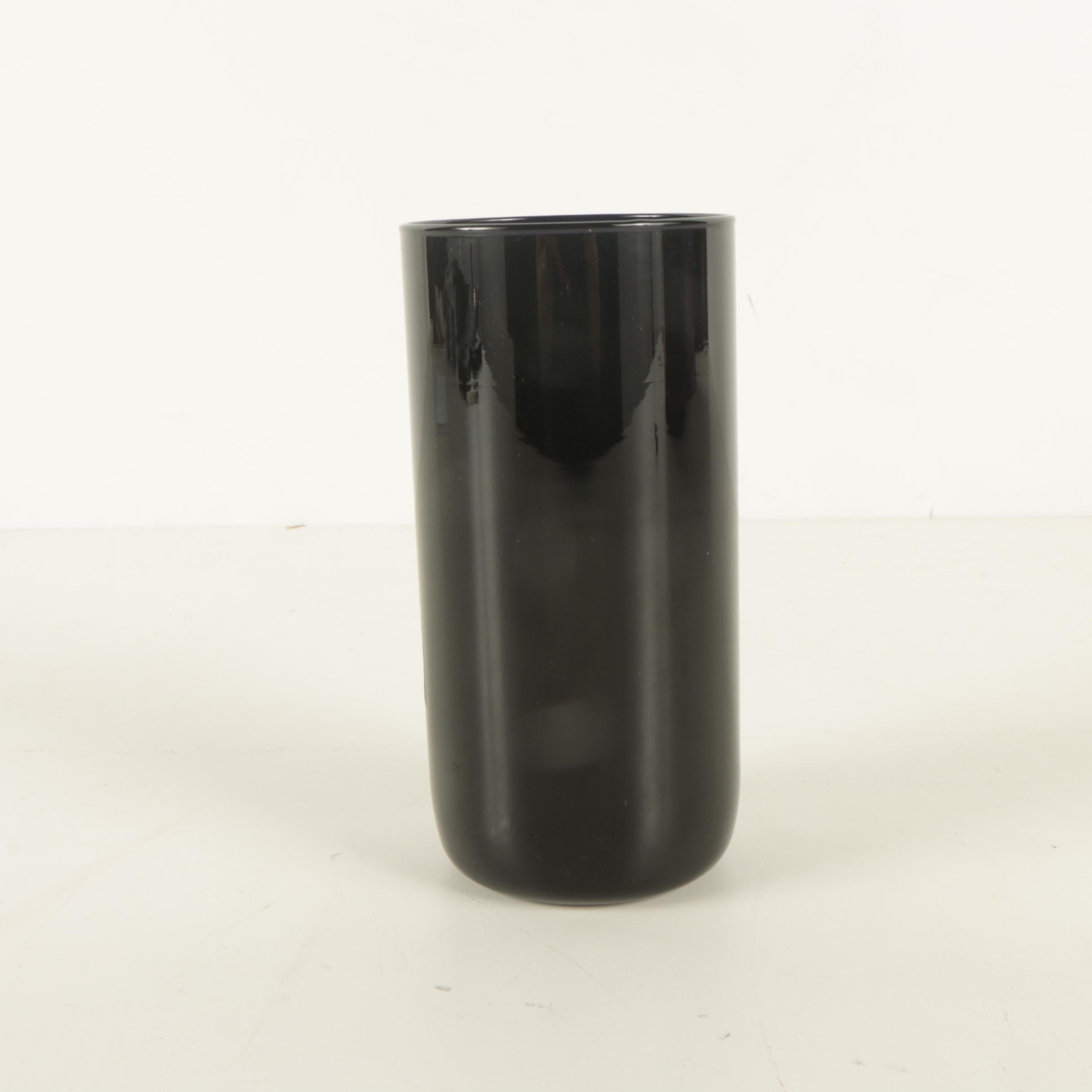 Daniel Martinez Late 20th Century Engraved Glass Vessel