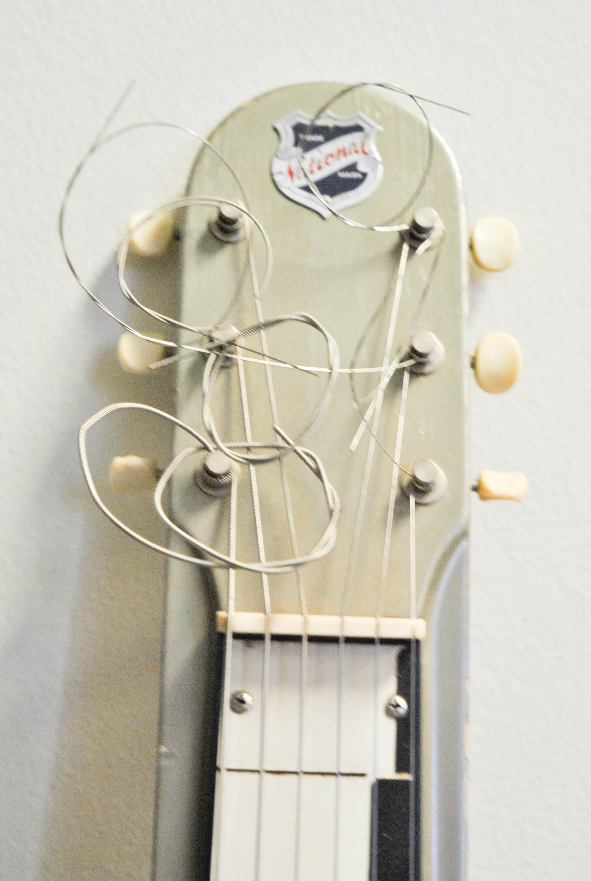 Circa 1950s National Dynamic Lap Steel V 8903