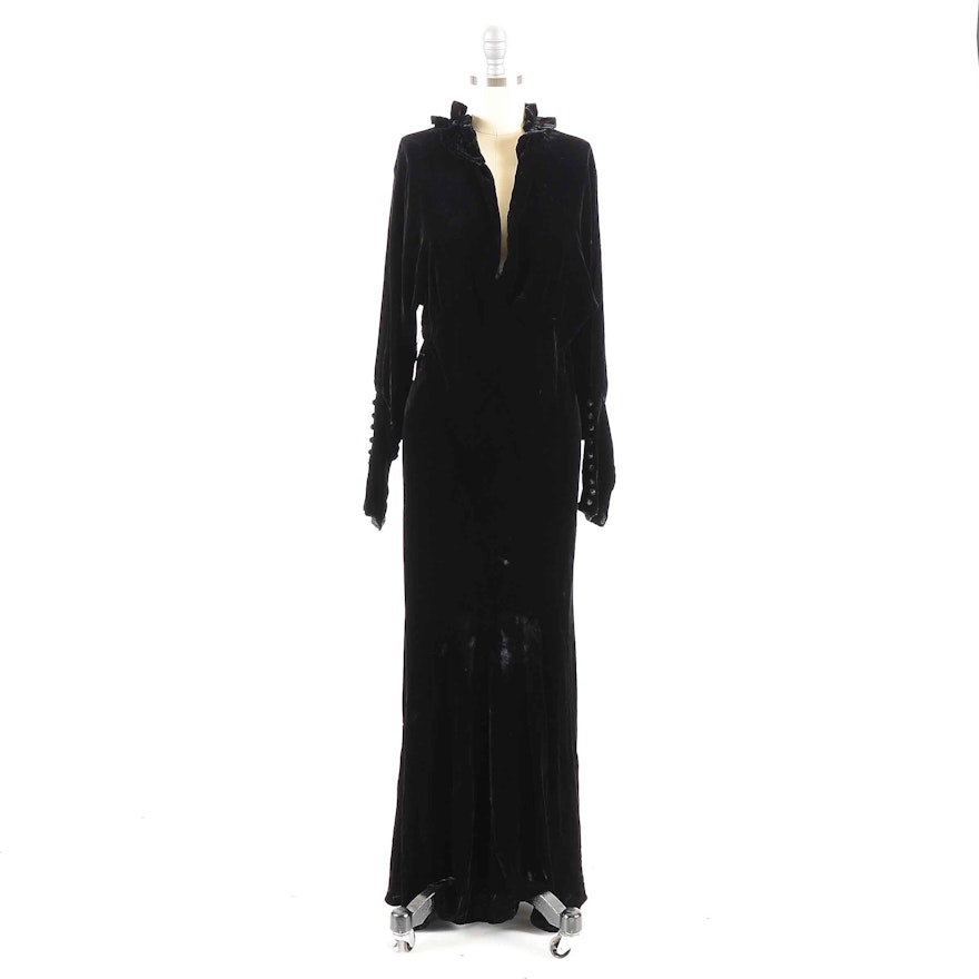 1930s Vintage Black Velvet Dress