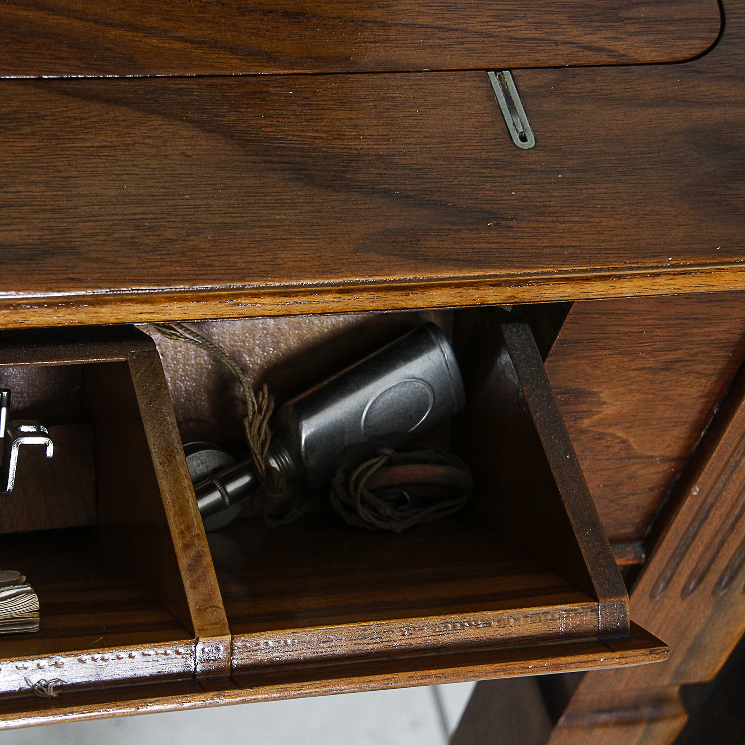 Built-in Singer Sewing Machine