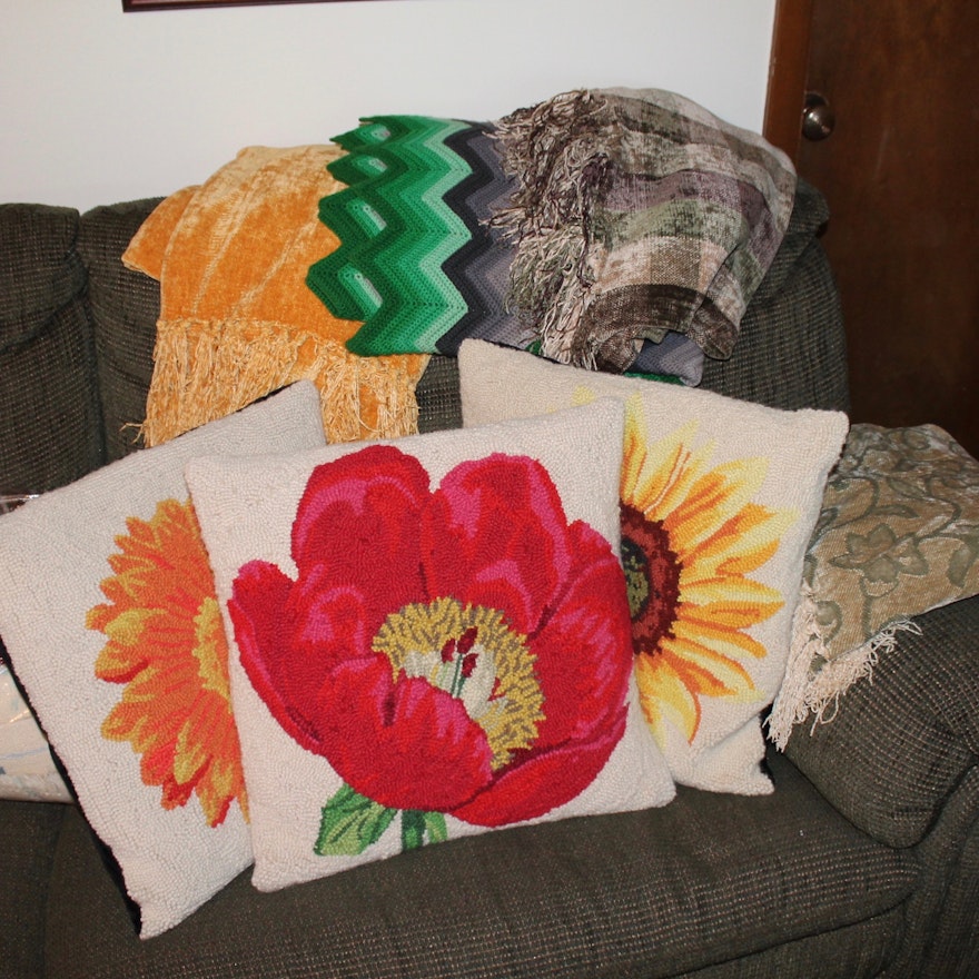 Decorative Throw Pillows and Afghans