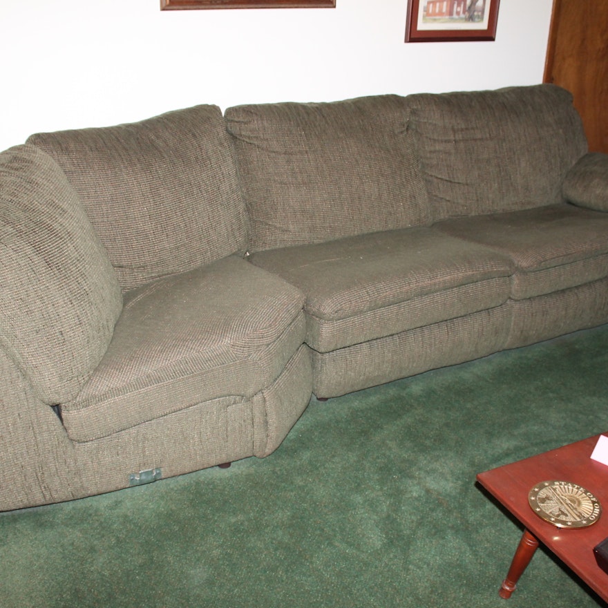 Sofa Express Sleeper Sectional with Ottoman