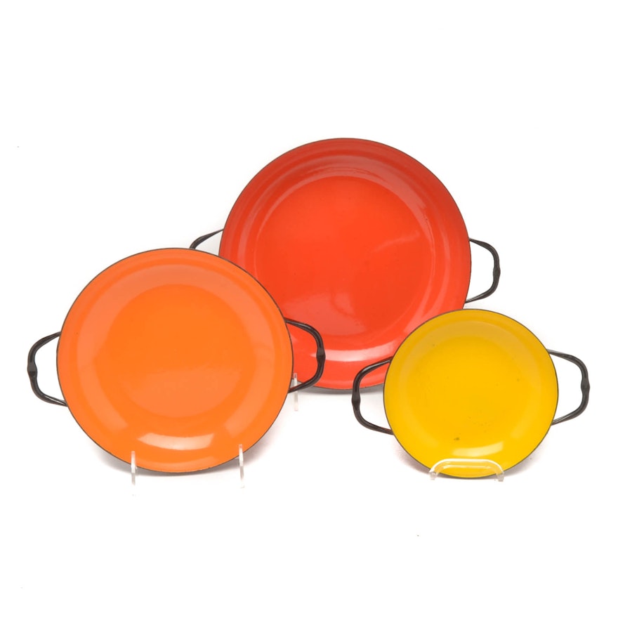 Caravelle "Sizzling Servers" Style Metal Nesting Pans