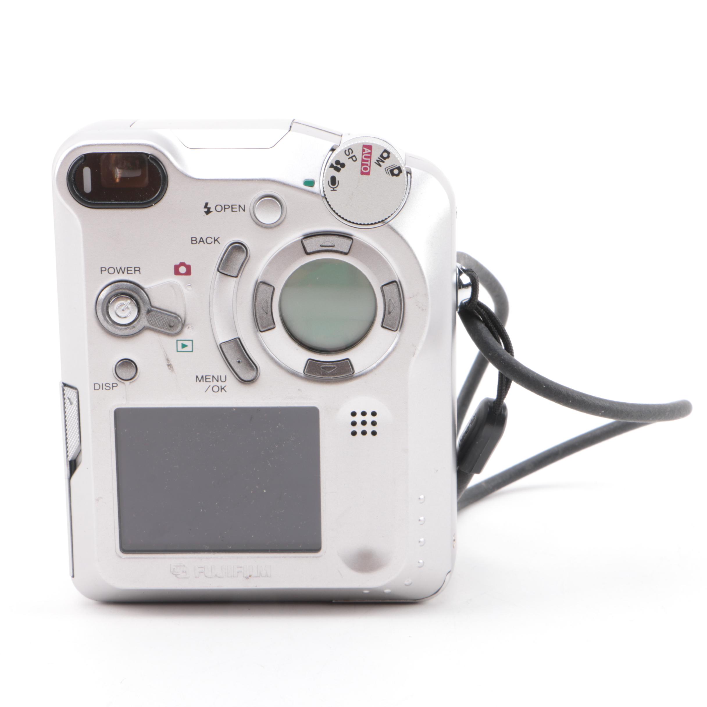 Fujifilm FinePix 6800Z Digital Camera