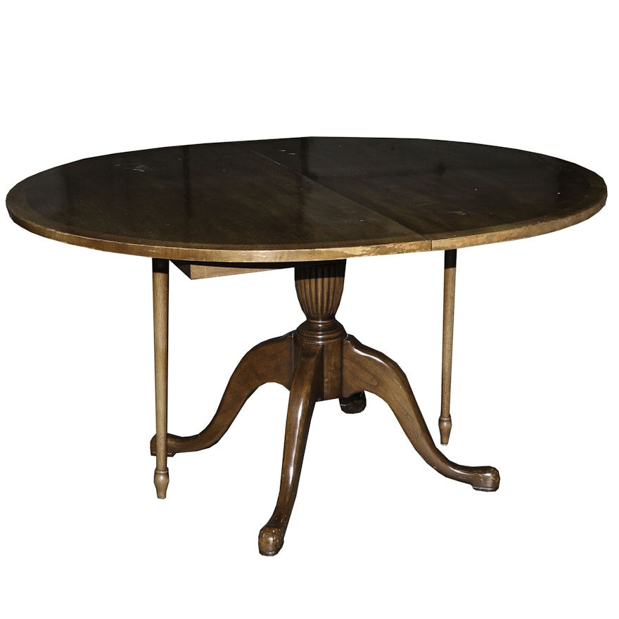 Federal Style Pedestal Dining Table