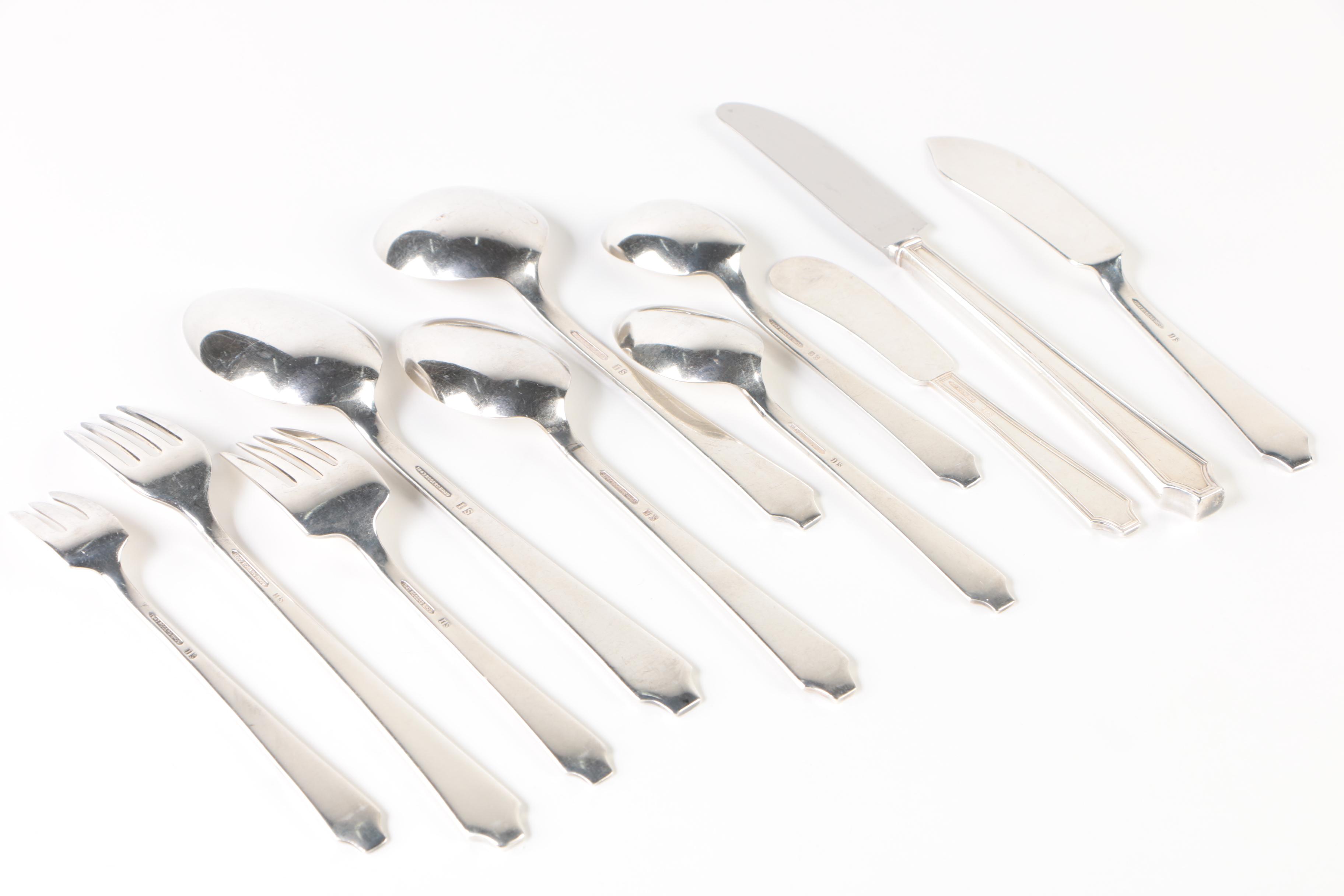 1847 Rogers Bros. "Legacy" Silver Plate Flatware Set