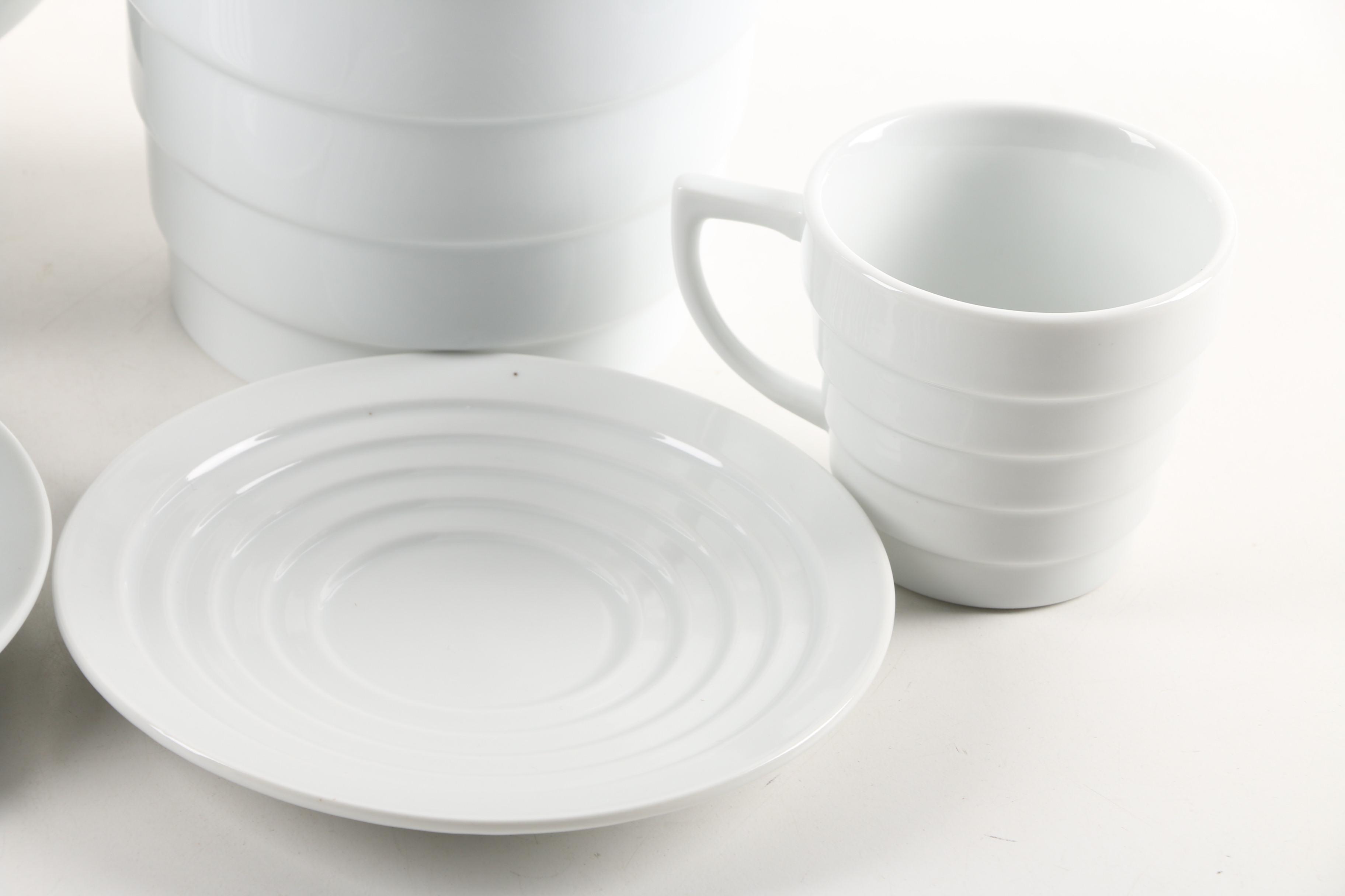 Henriksen Imports "Guggenheim" Tableware from the Frank Lloyd Wright Collection
