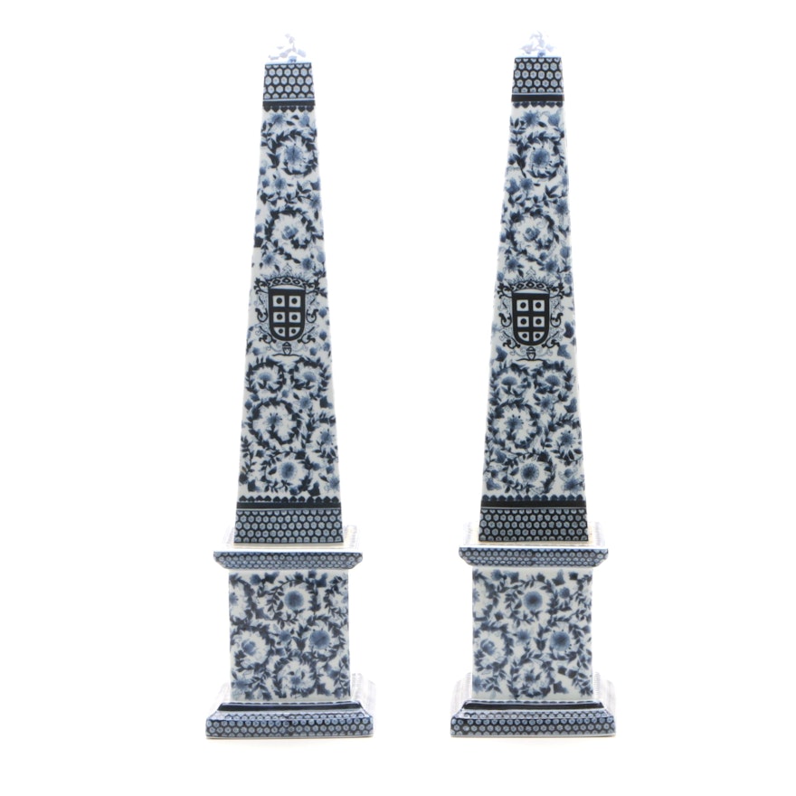 Decorative Chinese Blue and White Porcelain Obelisks