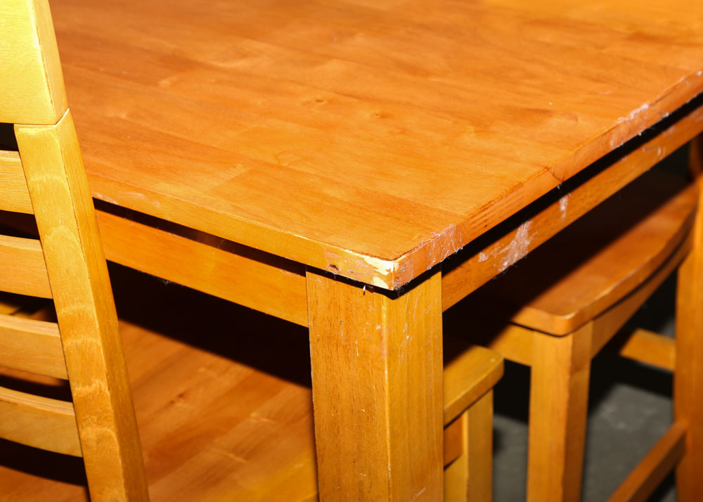 Contemporary Pub Style Table and Chairs