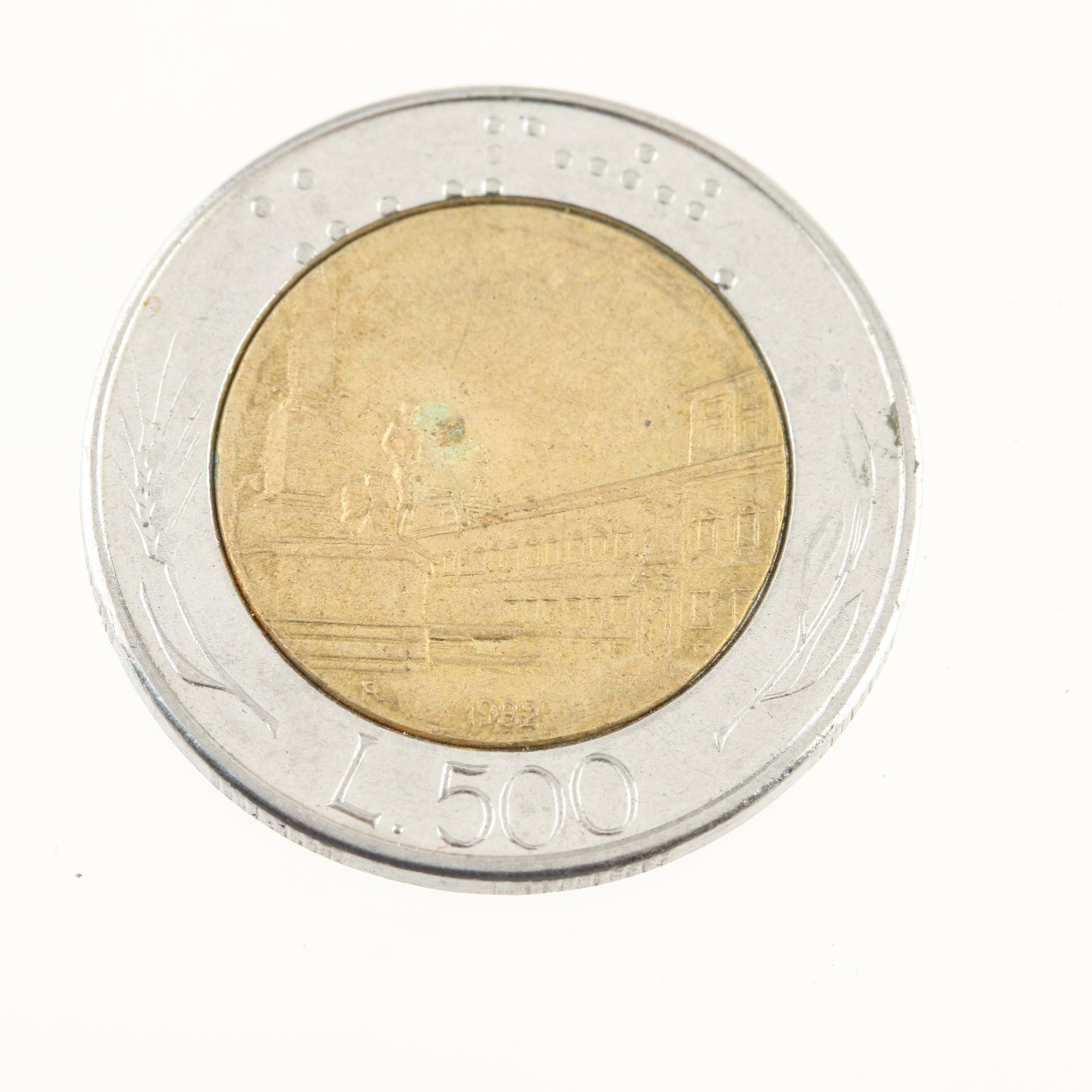 Group of Approximately 1100 Foreign Coins